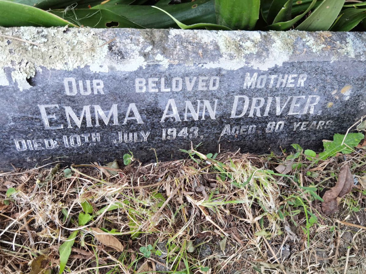 DRIVER Emma Ann -1943