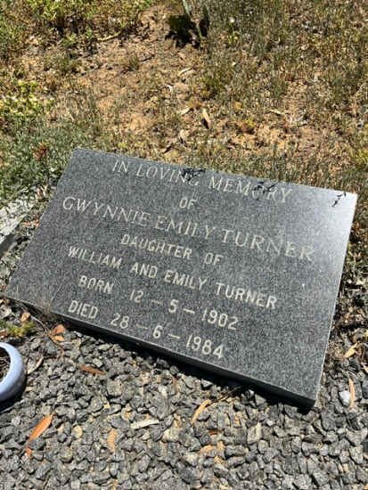 TURNER Gwynnie Emily 1902-1984